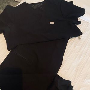 FIGS SCRUBS